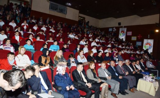 Tuzla Belediyesi Bilgi Evleri`nden Çocuk Hakları Günü Etkinliği
