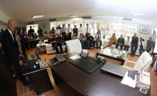 MALTEPE'DE ÖDÜL TÖRENİNDE EZBER BOZULDU
