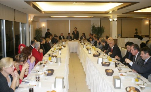 İSTANBUL MUHTARLARI KÜÇÜKÇEKMECE'DE BULUŞTU