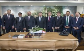 Cumhurbaşkanı Gül'den Gaziosmanpaşa Belediyesi'ne ziyaret