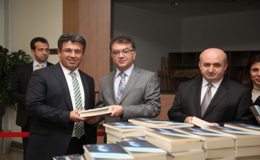 MEHMET AKİF ERSOY KÜÇÜKÇEKMECE'DE ŞİİRLERİYLE ANILDI