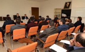 BAŞKAN POYRAZ'DAN PARTİ GRUPLARINA ZİYARET