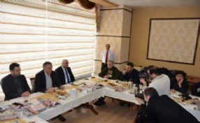 GAZETECİLER ÇEKMEKÖY'DE BULUŞTU