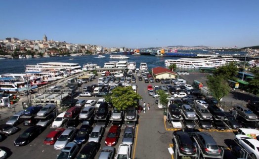 OTOPARKLAR HER GÜN YOĞUN