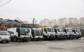KÜÇÜKÇEKMECE BELEDİYESİ, TEMİZLİK FİLOSUNA YENİ ARAÇLAR KAZANDIRDI