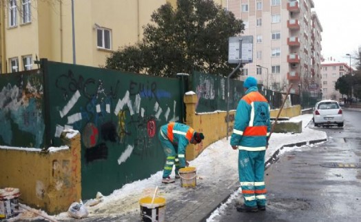 TEMİZ ÜSKÜDAR İÇİN DUVAR YAZILARINA SON