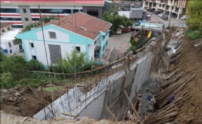 Dev İstinat Duvarı Tamamlanmak Üzere