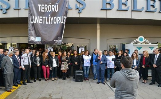 BEŞİKTAŞ BELEDİYESİ ÇALIŞANLARI ANKARA´DAKİ HAİN SALDIRIYI KINADI