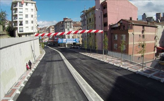 KAĞITHANE´DE TRAFİK RAHATLAYACAK