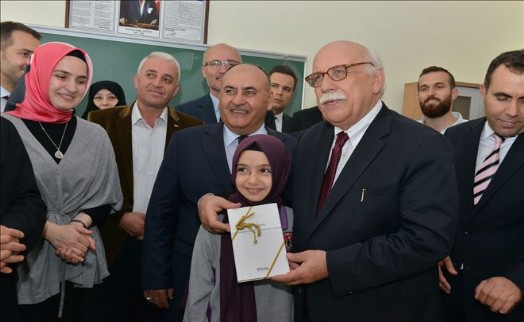 EĞİTİMDE SESSİZ DEVRİMİN ADRESİ: ÜMRANİYE BELEDİYESİ