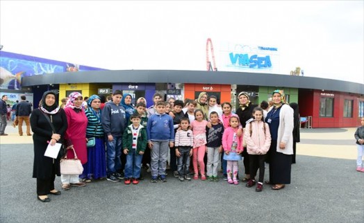 Tuzla Belediyesi Gönül Elleri Çarşısı, Bir Kez Daha Çocukların Yüzünü Güldürdü