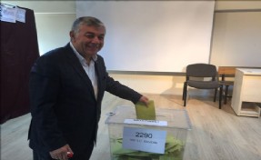 BAŞKAN ŞÜKRÜ GENÇ OYUNU KULLANDI