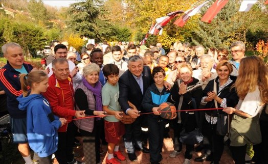 İŞBİRLİĞİ, SPOR ALANIYLA HAYAT BULDU