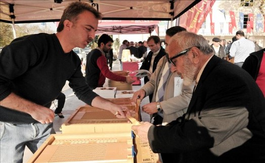 Beykoz Belediyesi´nden Arıcılara 1800 Kovan
