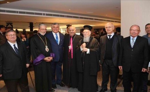 SARIYER´DEN DÜNYAYA BARIŞ DOLU BİR YIL TEMENNİSİ