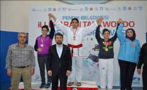 'İllerarası Taekwondo Dostluk Turnuvası' Pendik´te Yapıldı