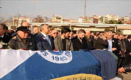 EFSANE KAPTAN SON YOLCULUĞUNA UĞURLANDI