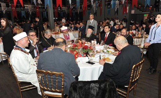 BEŞİKTAŞ BELEDİYESİ ŞEB-İ ARUS VE NOEL BİR ARADA KUTLADI
