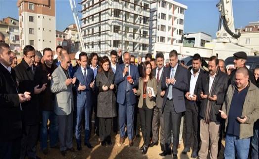 Başkan Yazıcı, Tuzla Belediyesi´nin Yaptırdığı 2. Cemevi´nin Temelini Attı