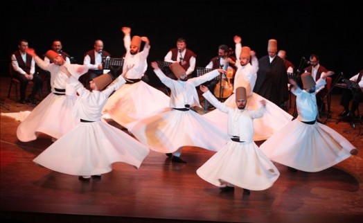 KÜÇÜKÇEKMECE´DE ŞEB-İ ARUS´A YOĞUN İLGİ