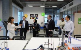 İSBAK Yöneticileri Living Lab´ı Ziyaret Etti