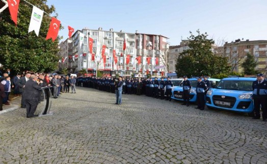 BAHÇELİEVLER'DE ZABITAYA BİNEK ARAÇ FİLOSU