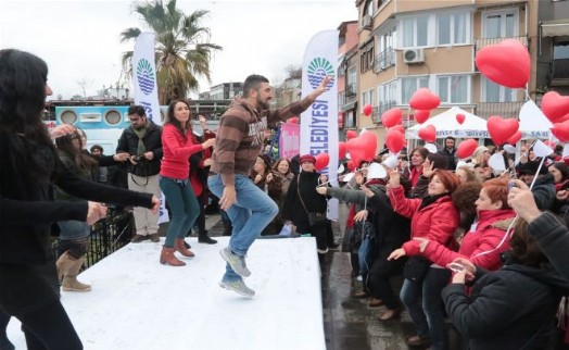 SARIYER'DE DANS EDEREK ŞİDDETE DUR DEDİLER