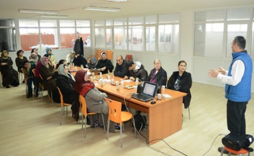 Tuzla Belediyesi Gönül Elleri Çarşısı'ndan Engellilik ve Kabul Süreci Semineri