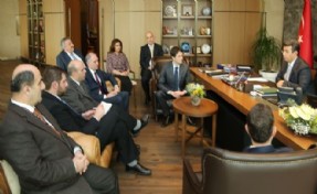 BAŞKAN KARADENİZ'E  KOSOVA DİASPORA BAKANI'NDAN ZİYARET