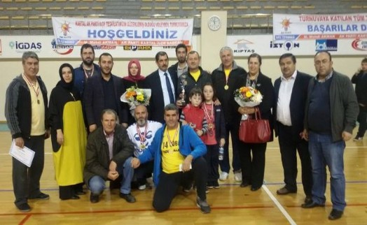 Ak voleybol turnuvasının galibi, Atalar mahallesi!