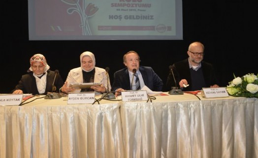 ÜSKÜDAR'DA TOPLUMDA KADININ ROLÜ'KONUŞULDU