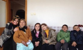 Üsküdar Belediyesi Yaşlıları Unutmuyor
