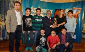 ÜSKÜDAR'IN EN'LERİ YEMEKTE BULUŞTU