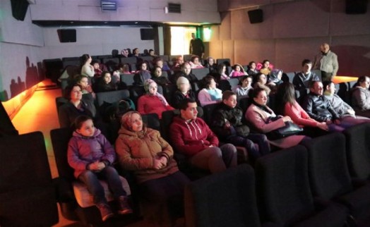 SARIYER'DE EÇADEM`Lİ ÇOCUKLARIN SİNEMA HEYECANI