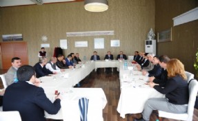 BAŞKAN ERDEM, MAHALLE MUHTARLARI İLE BİR ARAYA GELDİ