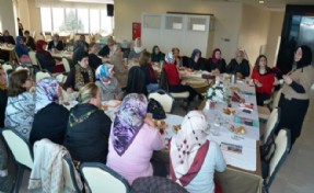 Tuzla Kadın Kent Gönüllüleri,  Etkili İletişimle Gönül Kazanıyor
