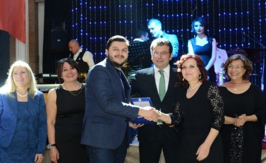 TIP BAYRAMI BALOYLA KUTLANDI