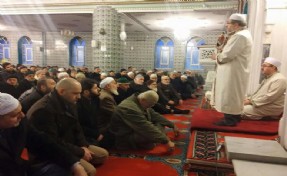 ÇANAKKALE ŞEHİTLERİ İÇİN ELLER SEMAYA AÇILDI, RUHLARI ŞAD EDİLDİ!