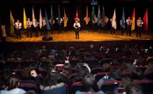 NEVRUZ, KÜÇÜKÇEKMECE'DE COŞKUYLA KUTLANDI