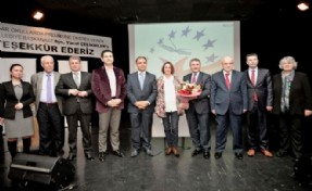 Beykoz Belediyesi`nden Okullara 100 Bin Kitap