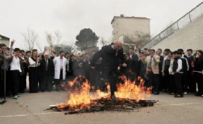 Nevruz Ateşi Beykoz`da da Yandı