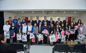 ÜSKÜDAR`DAKİ LİSELİLERE 6500 EŞOFMAN