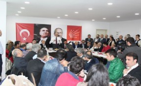 CHP İstanbul İl Başkanı Karayalçın sanatçılarla buluştu