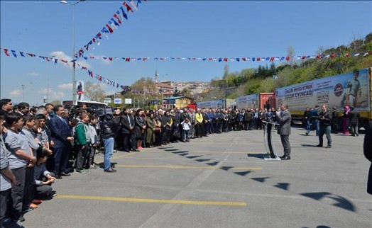 Oyuncak Dolu 7 TIR Üsküdar`dan Urfa`ya Uğurlandı