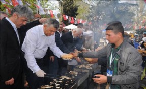 AYAZAĞA`DA İLK BALIK EKMEK FESTİVALİ