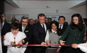 Tuzla Belediyesi'nden Her Okula Dijital Kütüphane