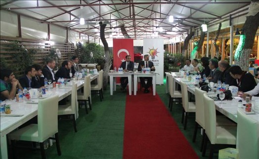 AK PARTİ KADIKÖY YEREL BASIN MENSUPLARIYLA BULUŞTU