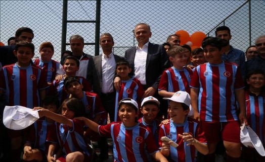 ÇEKMEKÖY ÖZGECAN ASLAN PARKINDA DOSTLUK RÜZGARLARI ESTİ