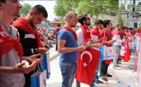 Kınalı Kuzular Eyüp'ten Dualarla Uğurlandı