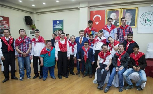 Engelli Askerler Kına Gecesinde Doyasıya Eğlendi